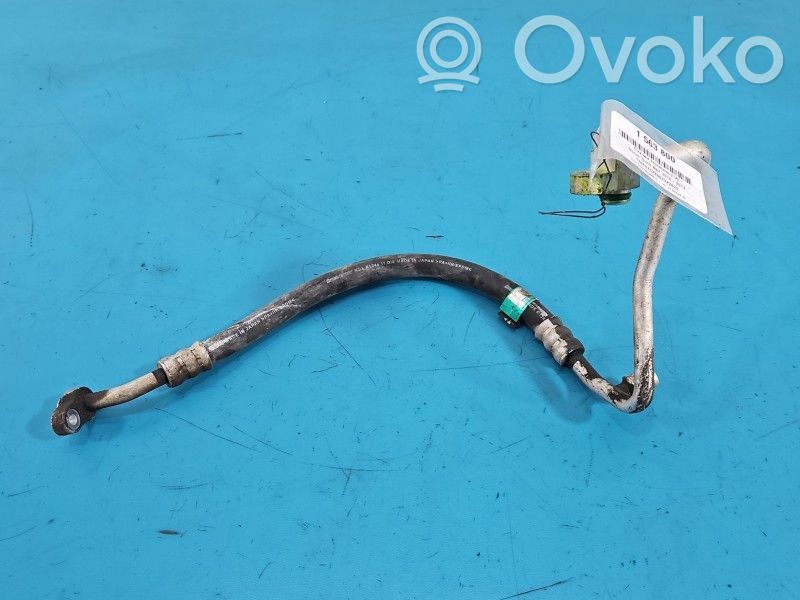 Suzuki Swift II Ilmastointilaitteen putki (A/C) 