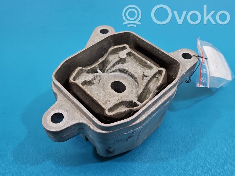 BMW iX1 Engine mount vacuum valve 