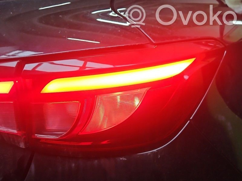 MG MG3 III Lampa tylna 