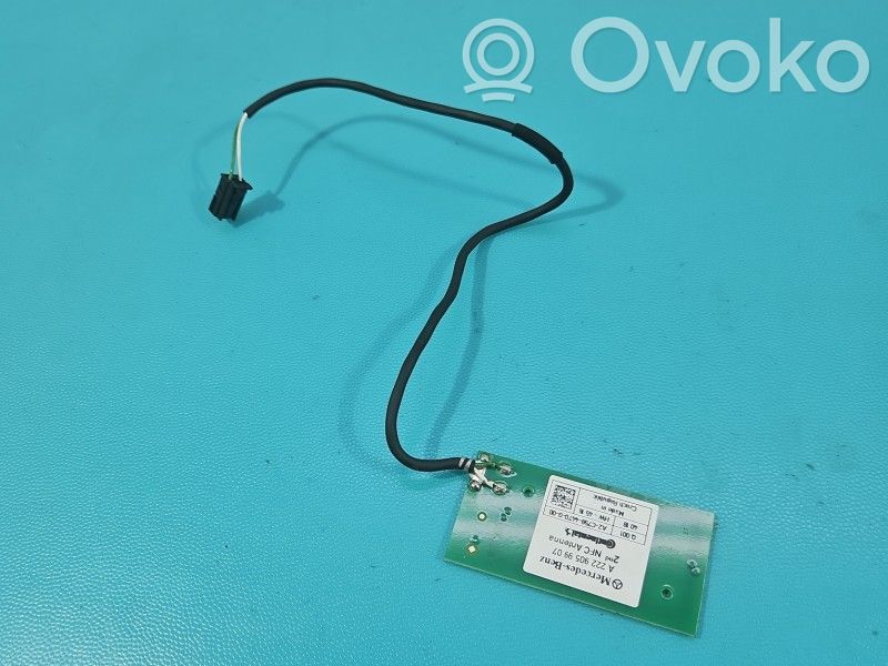 Mercedes-Benz S W222 Antena radiowa 