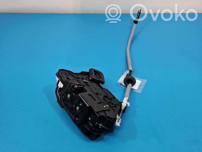 Volkswagen PASSAT B8 Serratura portiera anteriore 