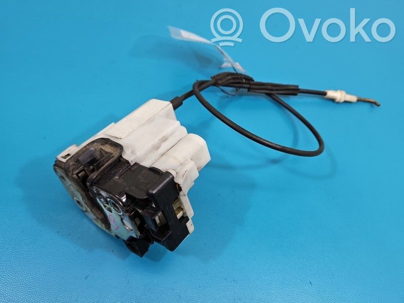 Fiat 500 Zamek drzwi przednich 