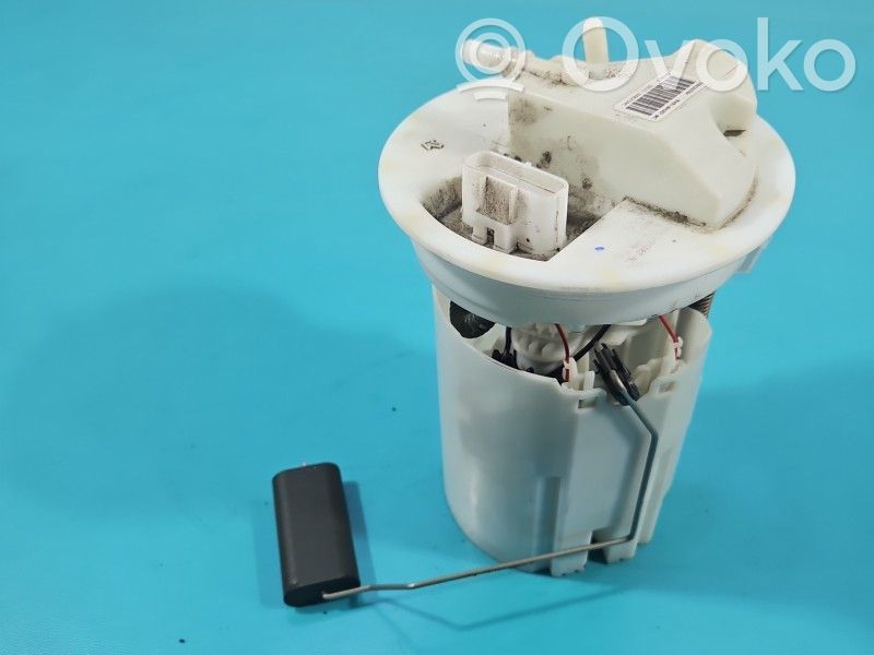 Ford C-MAX II Bomba interna de combustible 