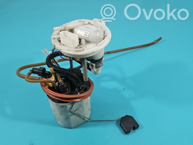 Volkswagen PASSAT B6 Pompă combustibil în rezervor 
