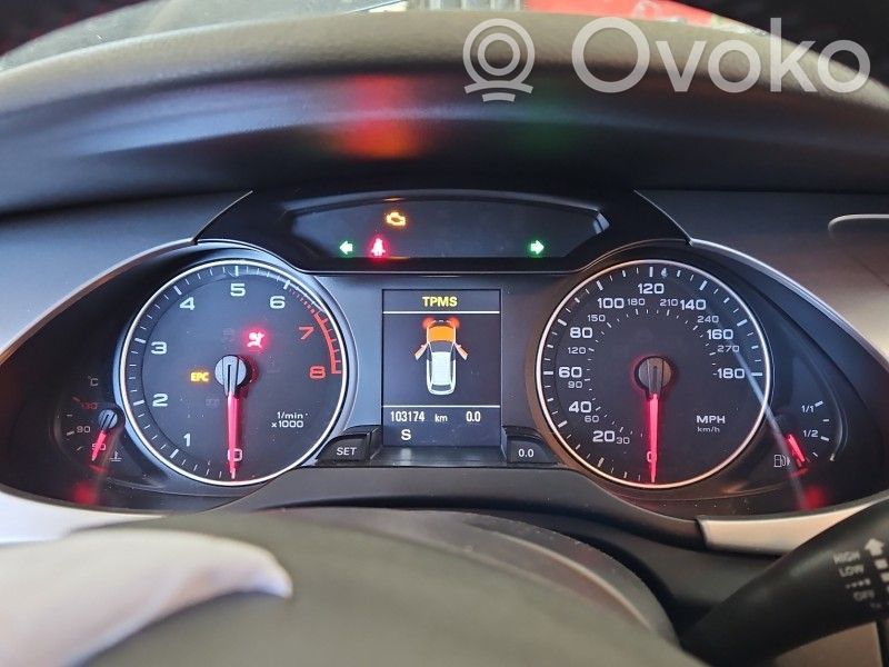 Audi A4 S4 B8 8K Licznik / Prędkościomierz 