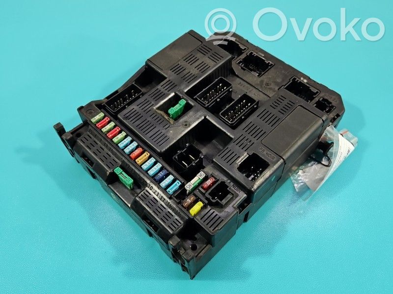 Peugeot 307 Unidad de control/módulo de carrocería central 