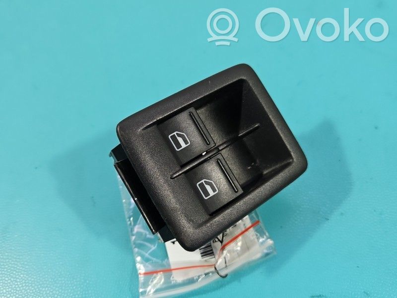 Volkswagen Scirocco Electric window control switch 