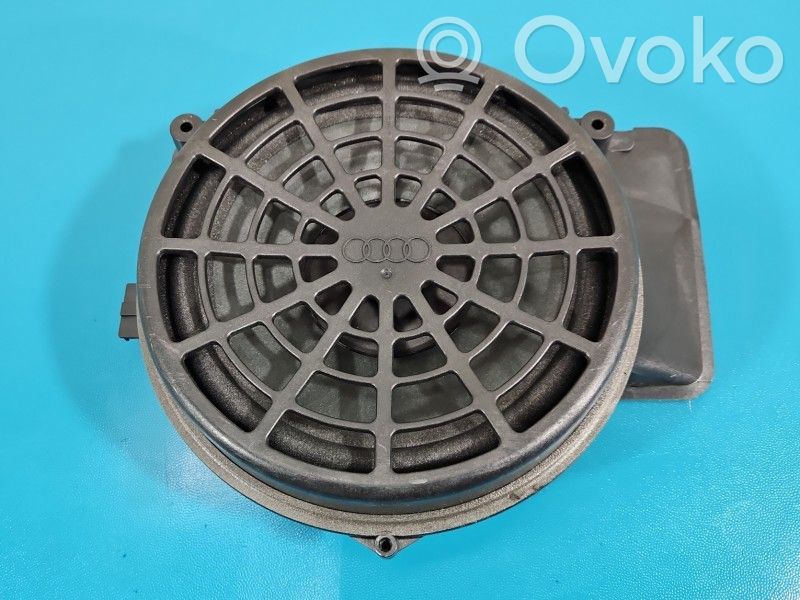 Audi A5 8T 8F Altavoz de la puerta delantera 