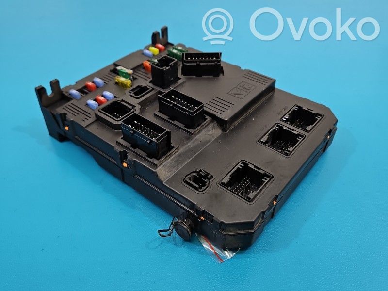 Citroen Xsara Picasso Central body control module 