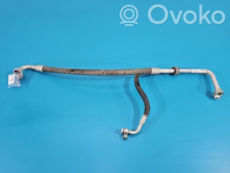 BMW i3 Ilmastointilaitteen putki (A/C) 