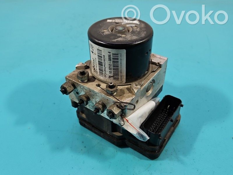 Opel Astra J ABS bloks 