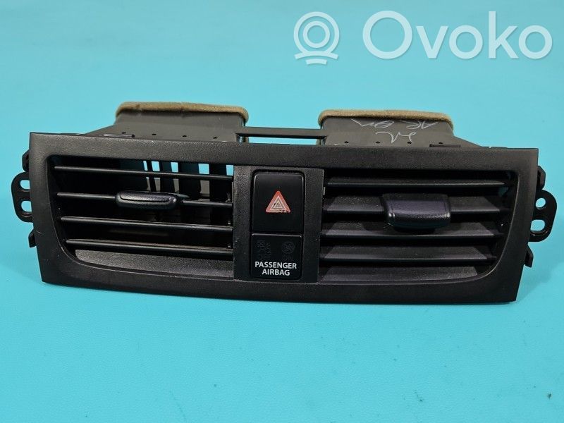 Suzuki Celerio Centrinės oro grotelės 