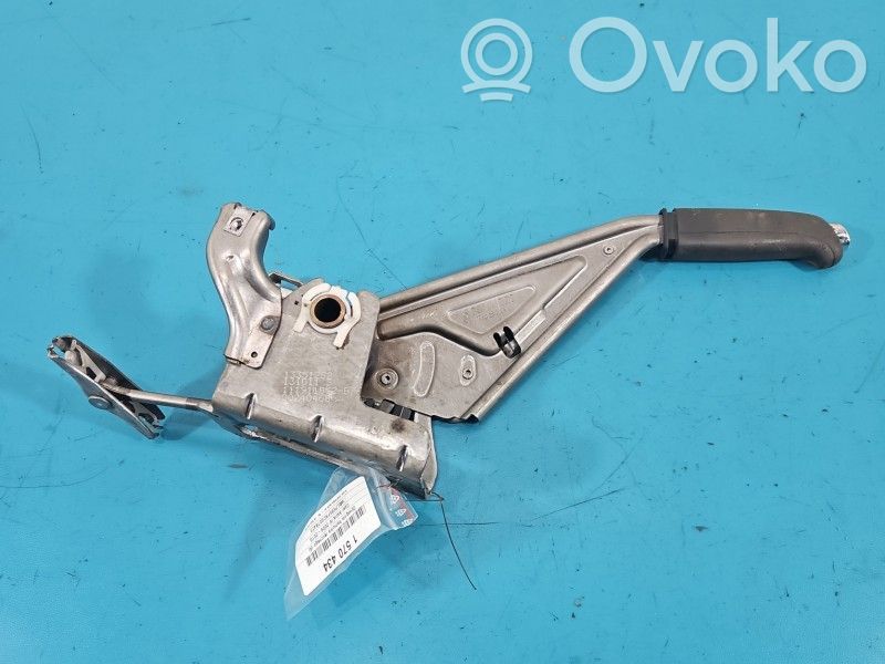 Opel Astra J Dźwignia hamulca ręcznego 