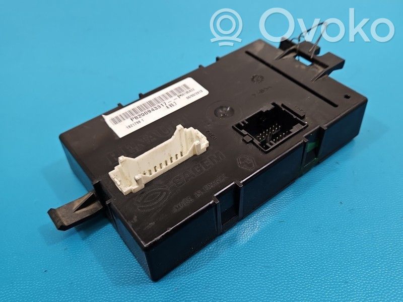Opel Vivaro Central body control module 