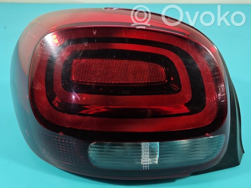 Citroen C3 Задний фонарь в кузове 