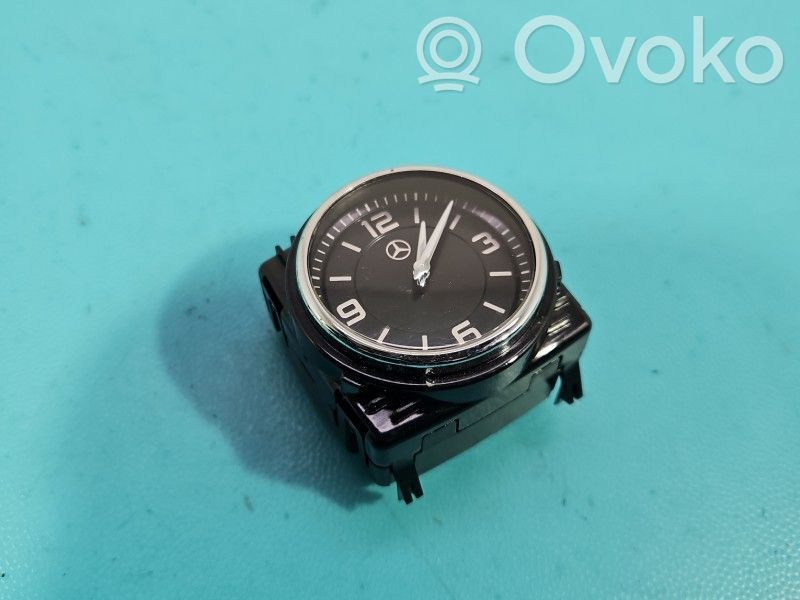 Mercedes-Benz E W213 Clock 
