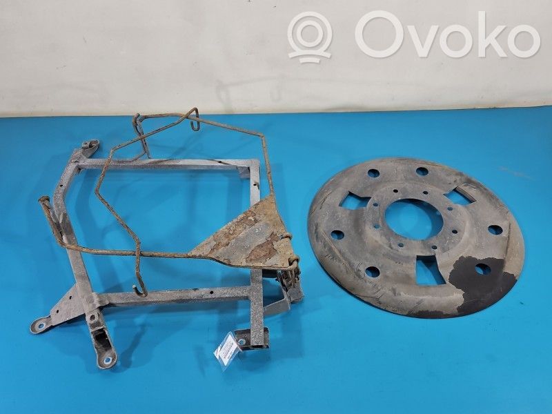 Renault Megane IV Supporto di montaggio ruota di scorta