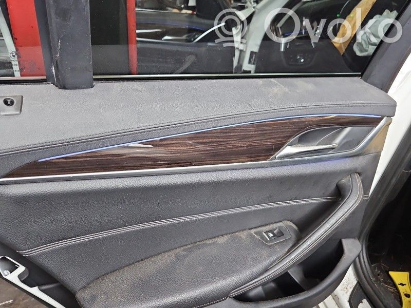BMW 5 G30 G31 G38 Rivestimento pannello posteriore coupé