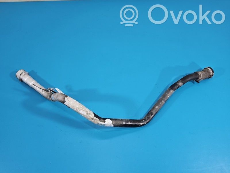 Volvo V70 Tubo e bocchettone per riempimento serbatoio del carburante