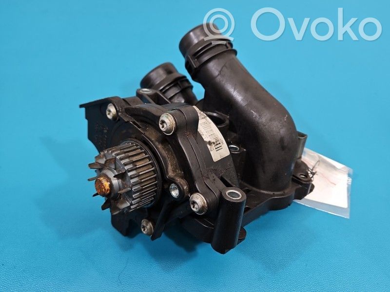 Audi A5 8T 8F Bomba de agua 