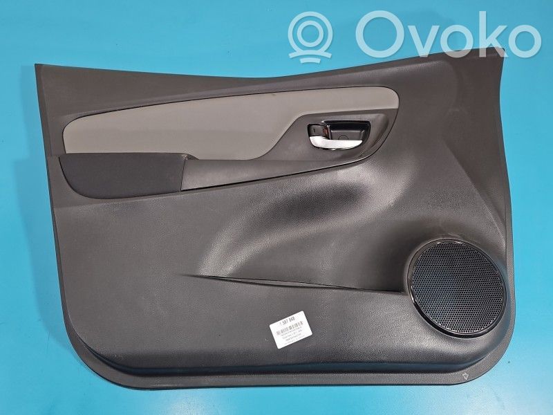 Toyota Yaris Rivestimento del pannello della portiera anteriore 