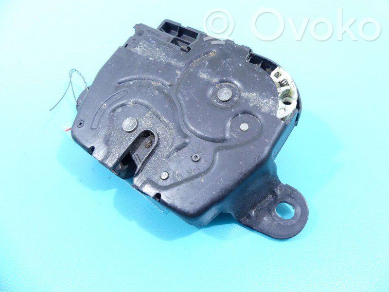 BMW 2 F45 Blocco/chiusura/serratura del portellone posteriore/bagagliaio 