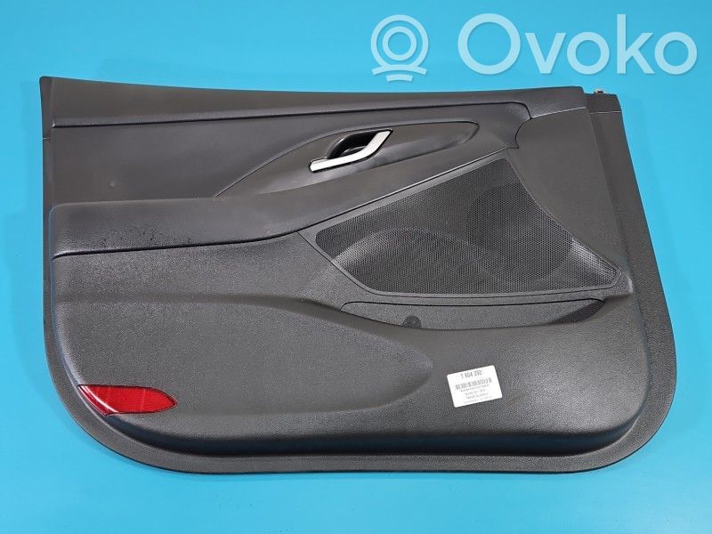 Hyundai i30 Panou tapițerie ușă față 