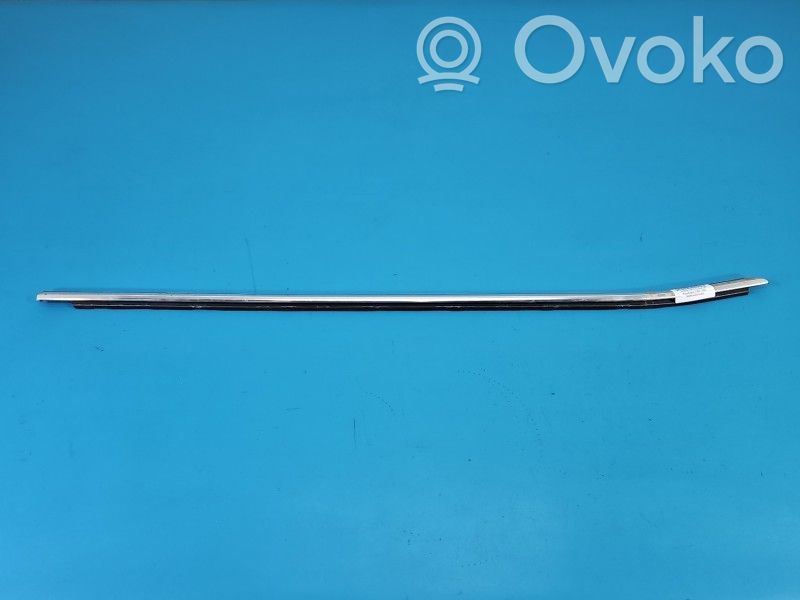 Gumowa uszczelka drzwi przednich   3V0837476F,IMPRK1607561