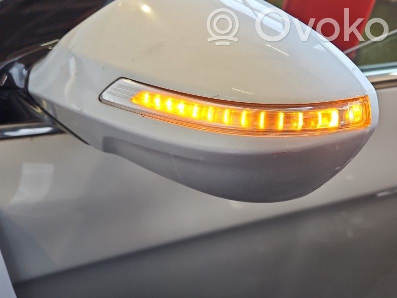 Hyundai i40 Oglindă electrică ușă față 