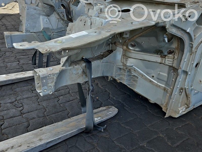 Audi A8 S8 D4 4H Longherone lato anteriore 