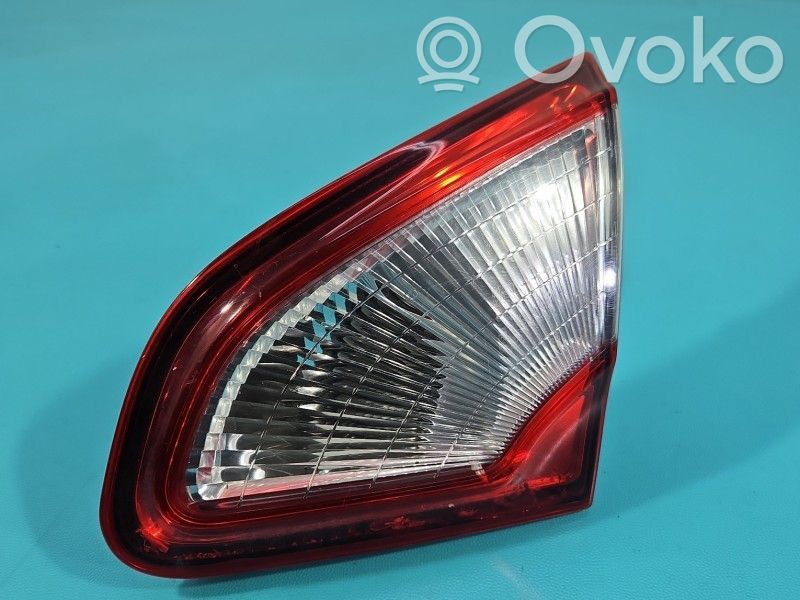 Nissan Qashqai Lampă spate în caroserie 