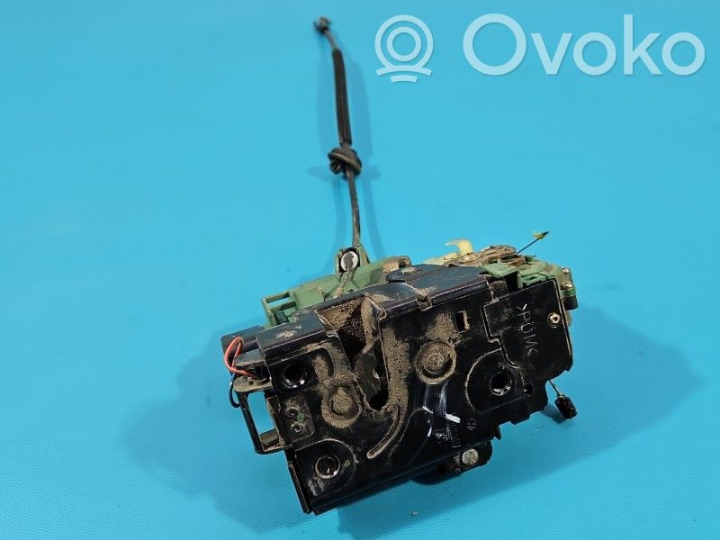 Volkswagen Golf IV Serratura portiera anteriore