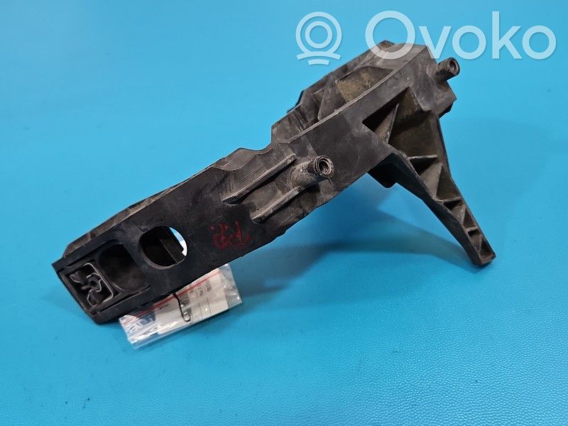 BMW 8 G15 Alte piese compartiment motor