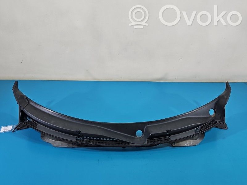 Suzuki Swift III Wiper trim