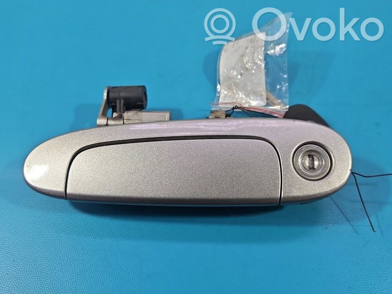 Toyota Yaris Внешняя ручка