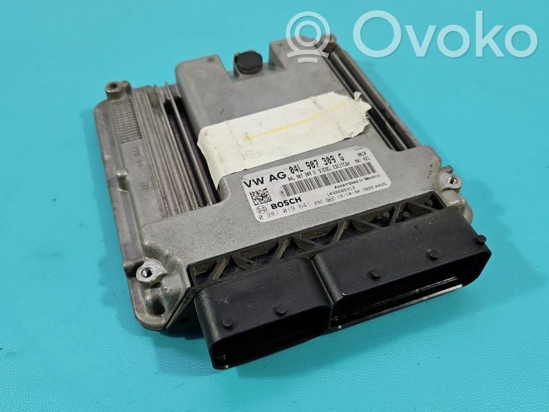 Volkswagen Jetta VI Motora vadības bloka ECU