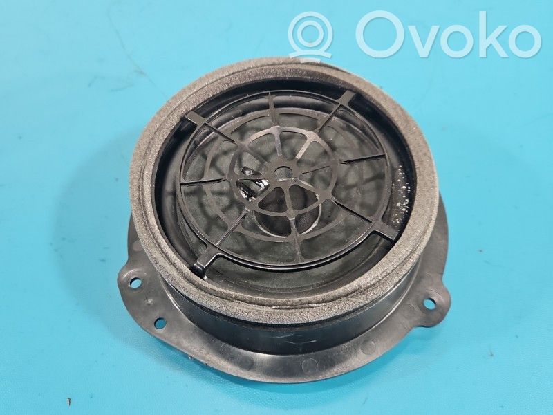 Audi A4 S4 B9 8W Front door speaker