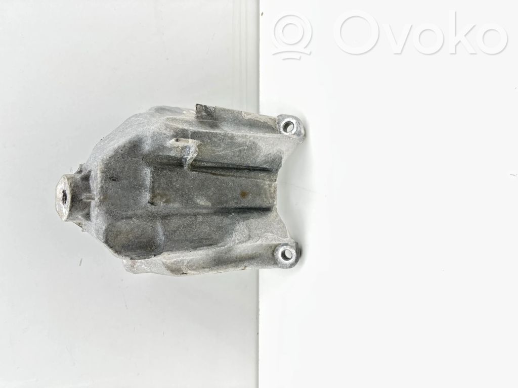Audi Q5 SQ5 FY Engine mounting bracket 