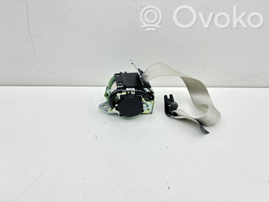 Volvo XC60 Cinturón trasero 