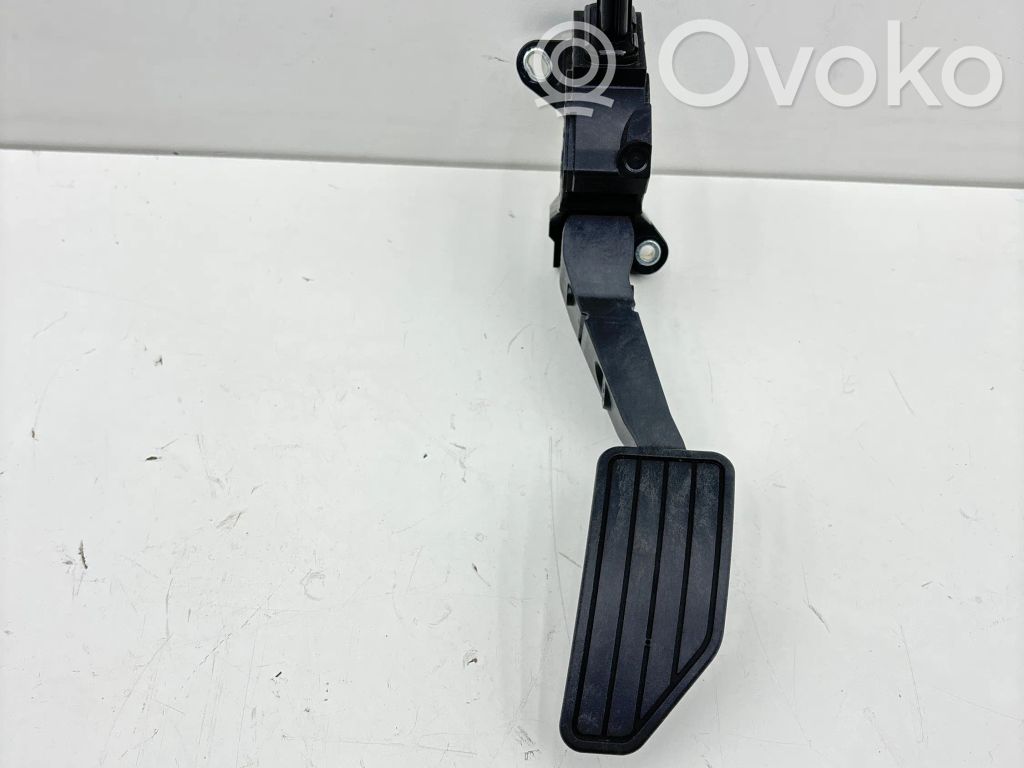 Subaru Legacy VII Akceleratoriaus pedalas 