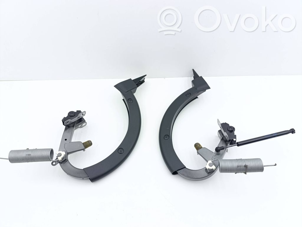 Audi A5 Tailgate/trunk/boot hinge 