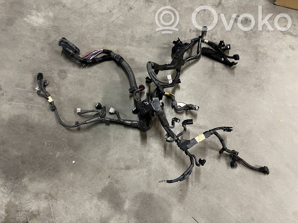 Toyota Auris E180 Wiązka przewodów silnika 
