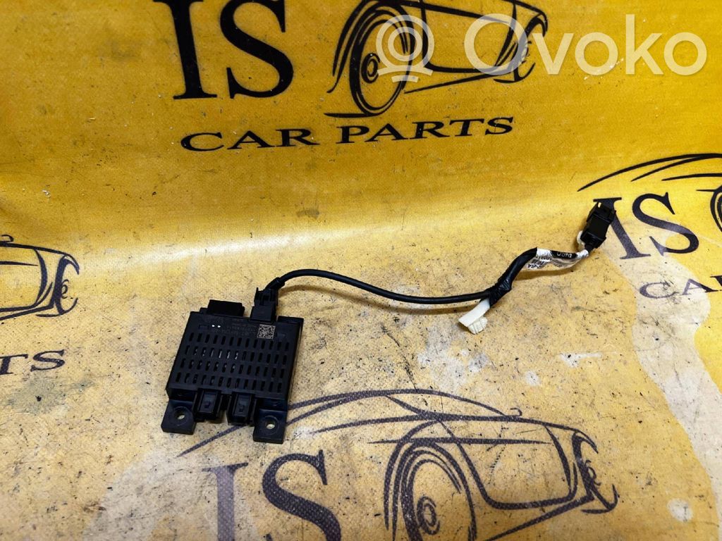 USB control unit   LJ6T14F014AB