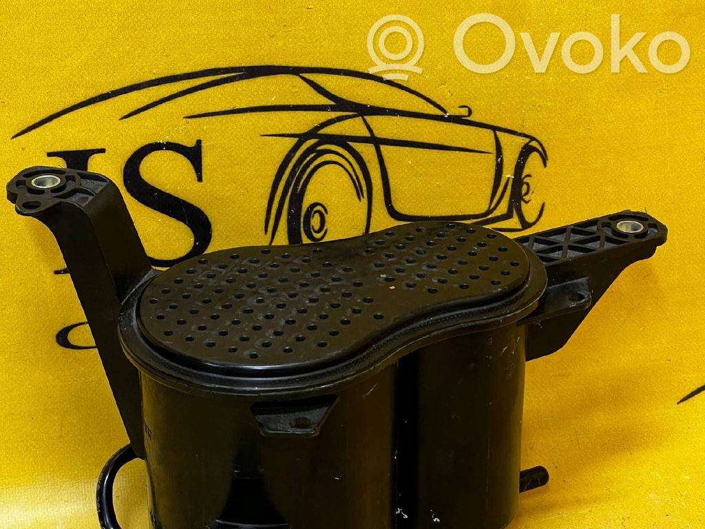 Audi A8 S8 D4 4H Filtr węglowy 