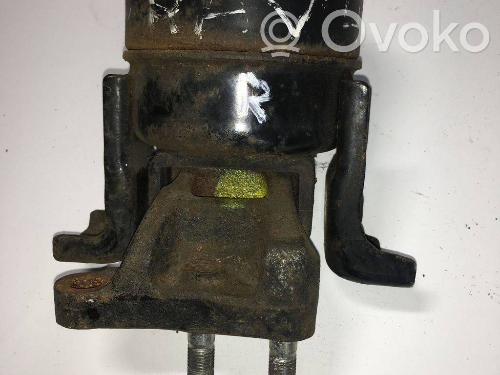 Toyota RAV 4 (XA20) Engine mount bracket 