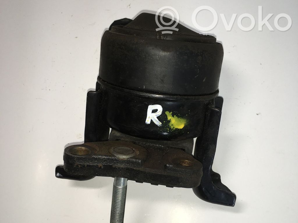 Toyota RAV 4 (XA20) Engine mount bracket 