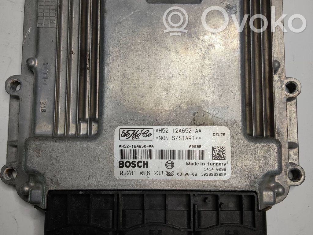 Land Rover Freelander 2 - LR2 Engine control unit/module 