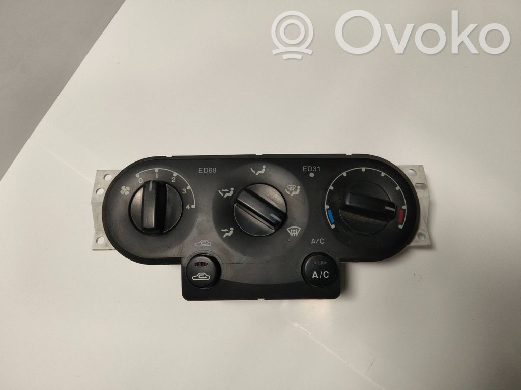 Ford Maverick Climate control unit 
