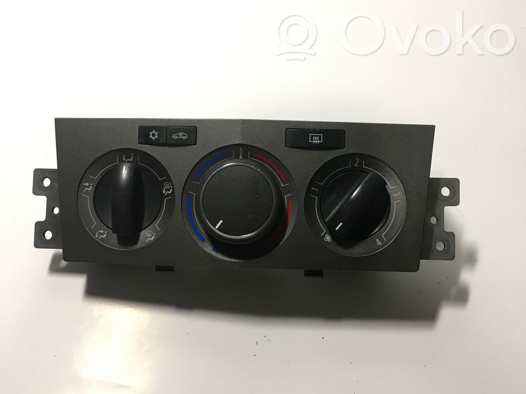 Opel Antara Oro kondicionieriaus/ klimato/ pečiuko valdymo blokas (salone) 