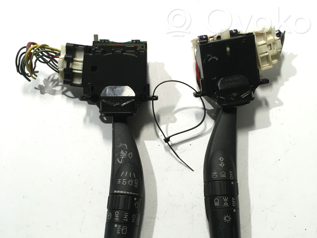Subaru B9 Tribeca Wiper turn signal indicator stalk/switch 